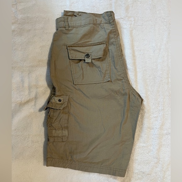 Swiss Cross Cargo Shorts - Picture 2 of 4